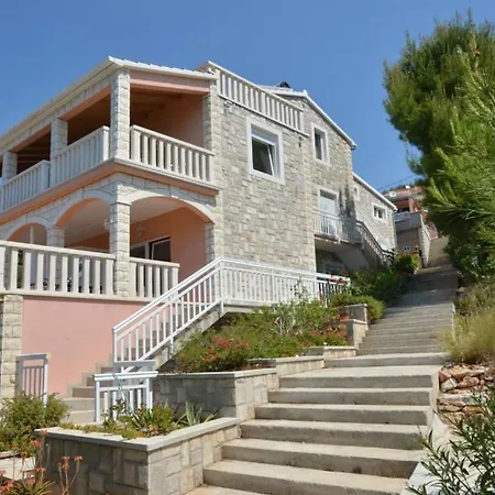 In Karbuni With Sea View, Terrace, Air Conditioning, W-lan 3609-2 Blato (Korcula)