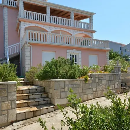 Apartment In Karbuni With Sea View, Terrace, Air Conditioning, W-lan 3609-2 Blato (Korcula)